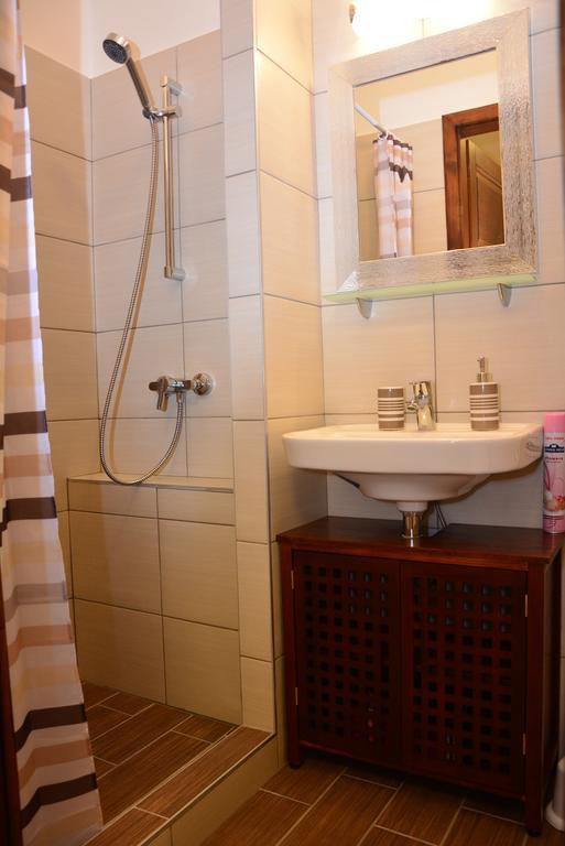 Bodza Apartmanok إغير الغرفة الصورة